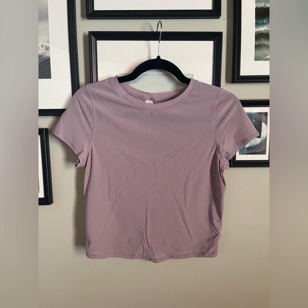 Old Navy Lavender Mesh Dropped Athletic Top